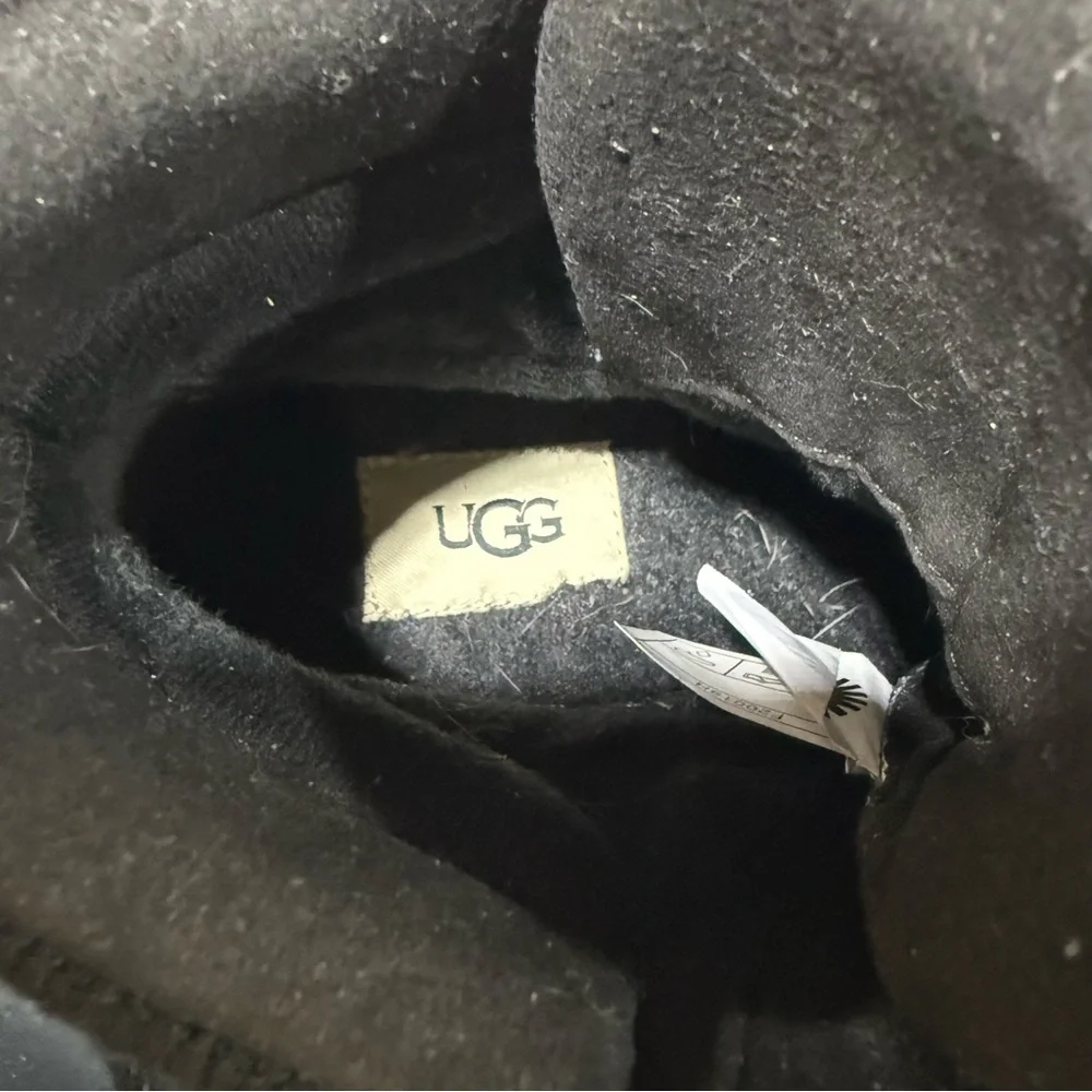 UGG kriston waterproof